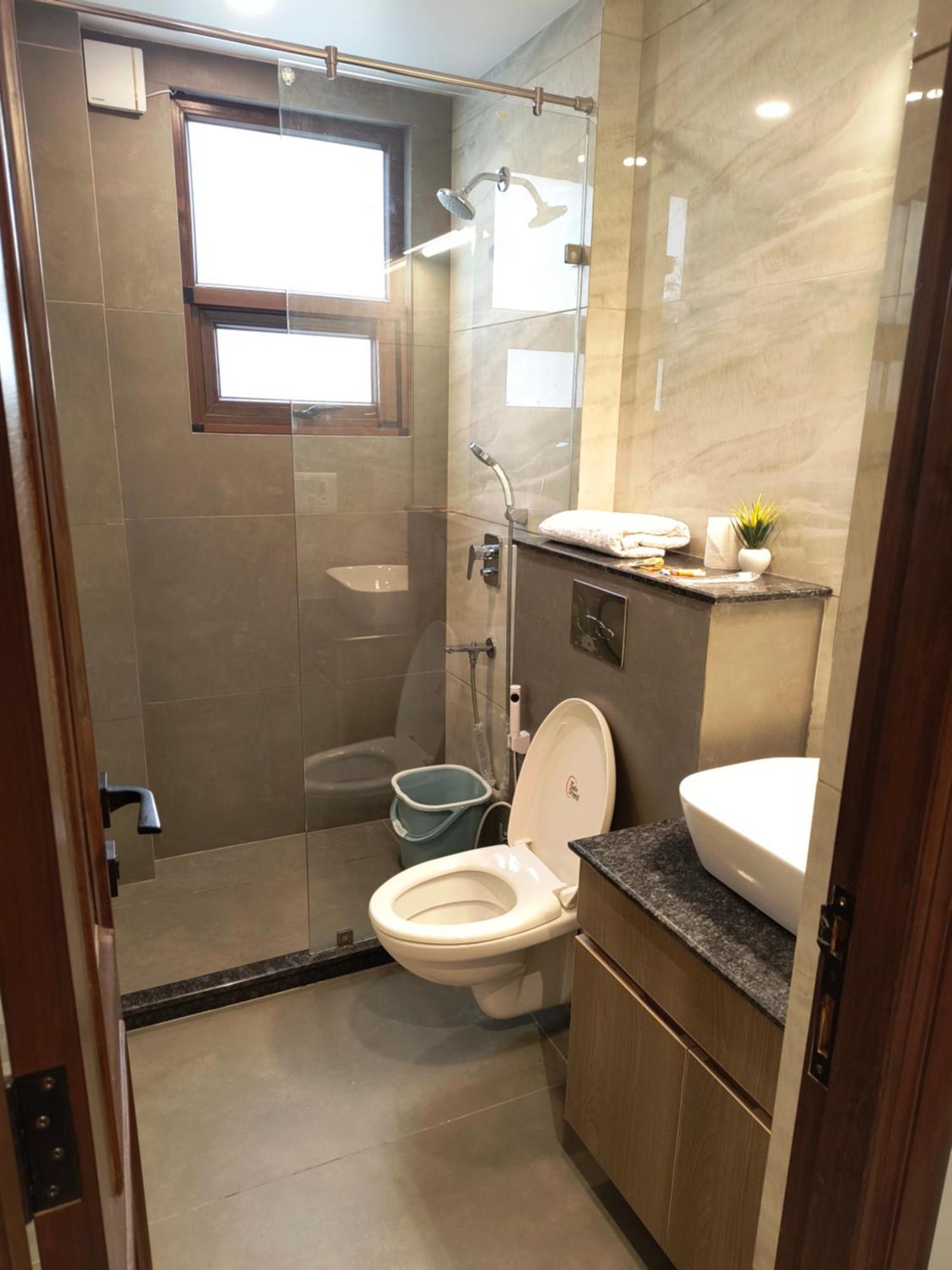 Hotel Gianmala Residency South Extension Near Aiims Delhi New Delhi Exterior photo