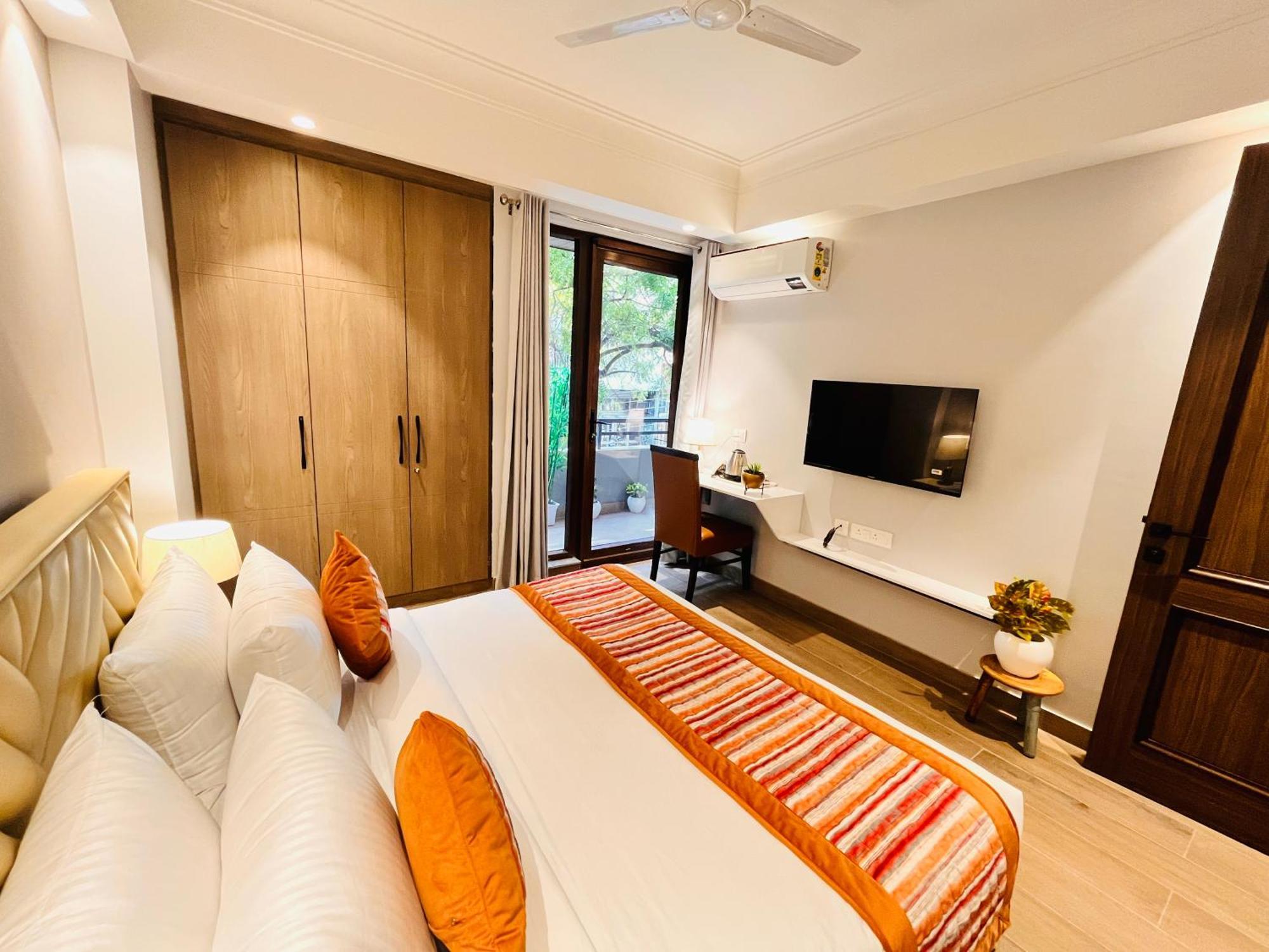 Hotel Gianmala Residency South Extension Near Aiims Delhi New Delhi Exterior photo