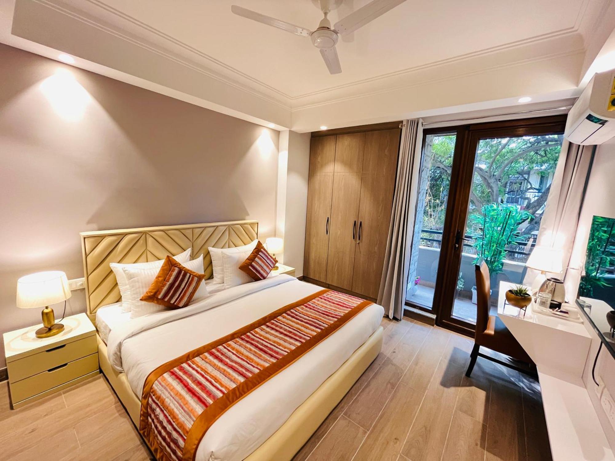Hotel Gianmala Residency South Extension Near Aiims Delhi New Delhi Exterior photo