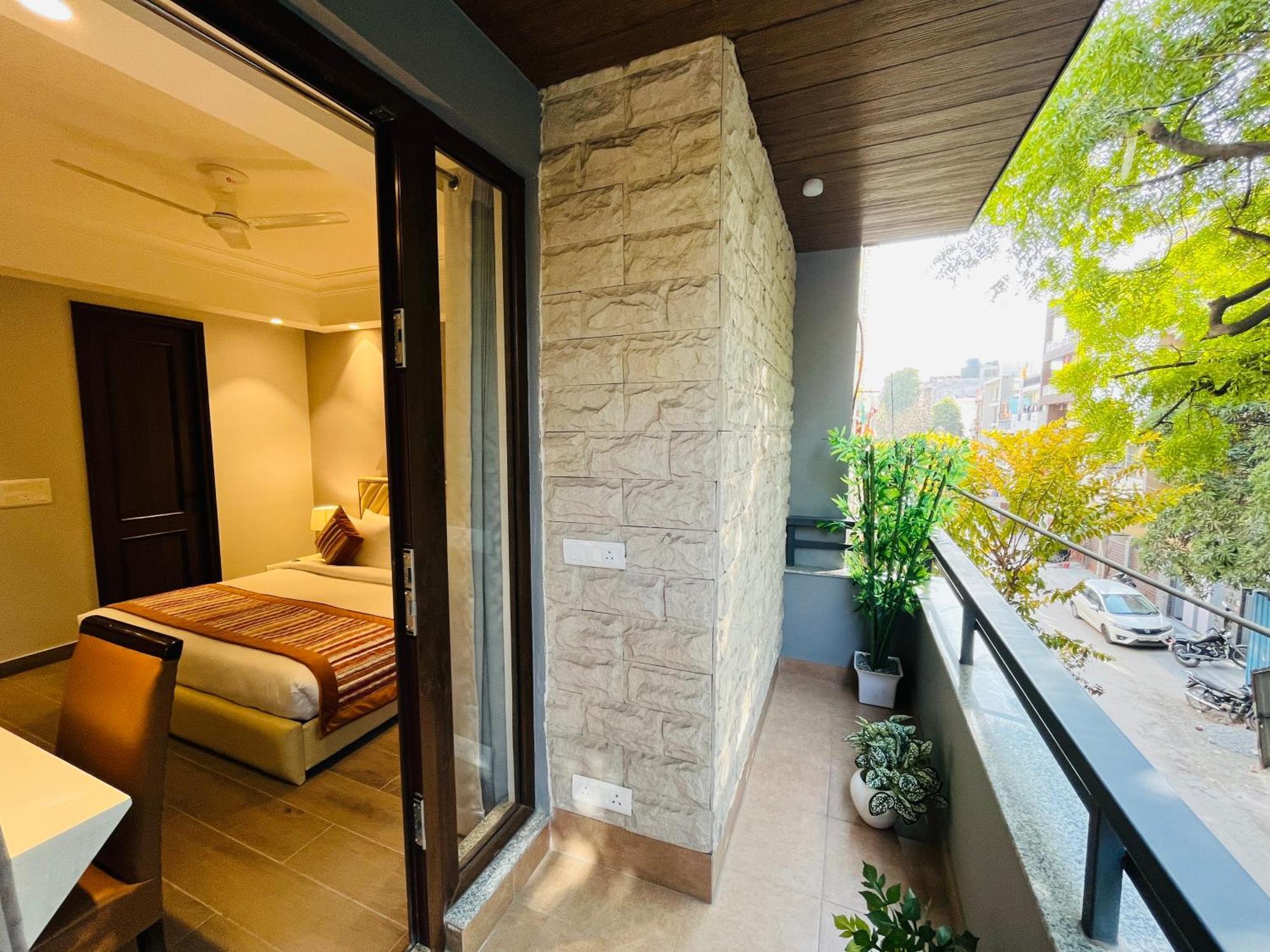 Hotel Gianmala Residency South Extension Near Aiims Delhi New Delhi Exterior photo