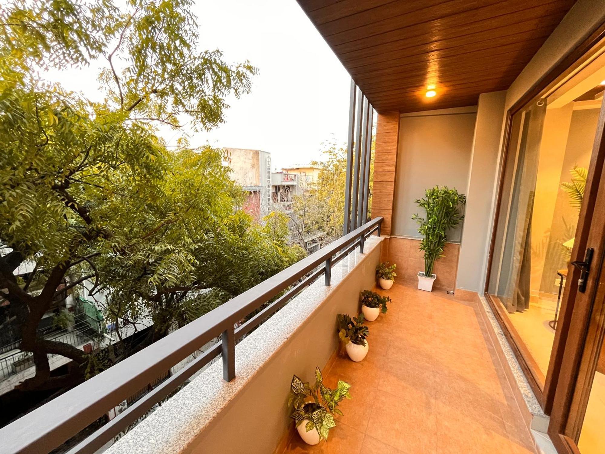 Hotel Gianmala Residency South Extension Near Aiims Delhi New Delhi Exterior photo