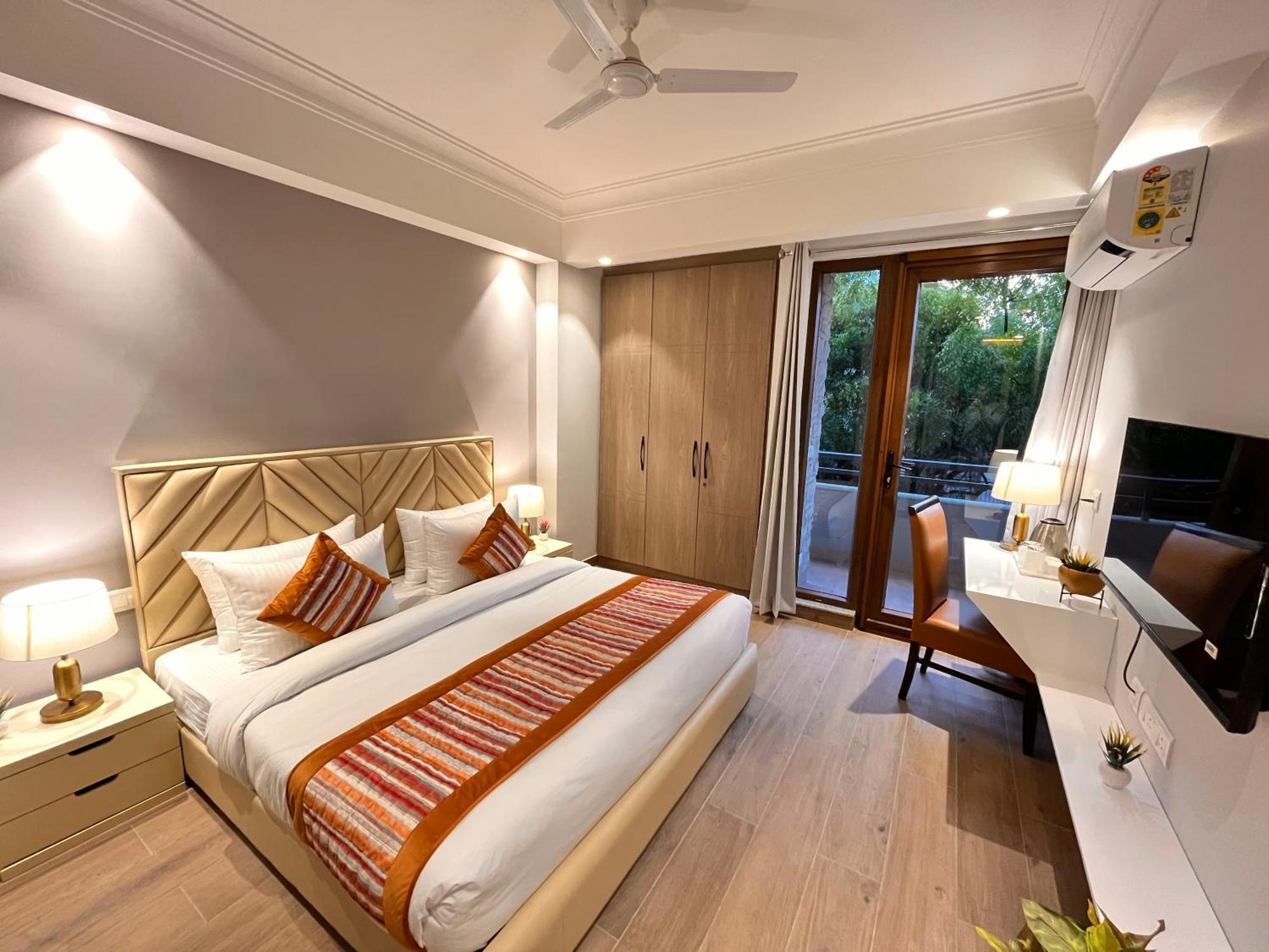 Hotel Gianmala Residency South Extension Near Aiims Delhi New Delhi Exterior photo