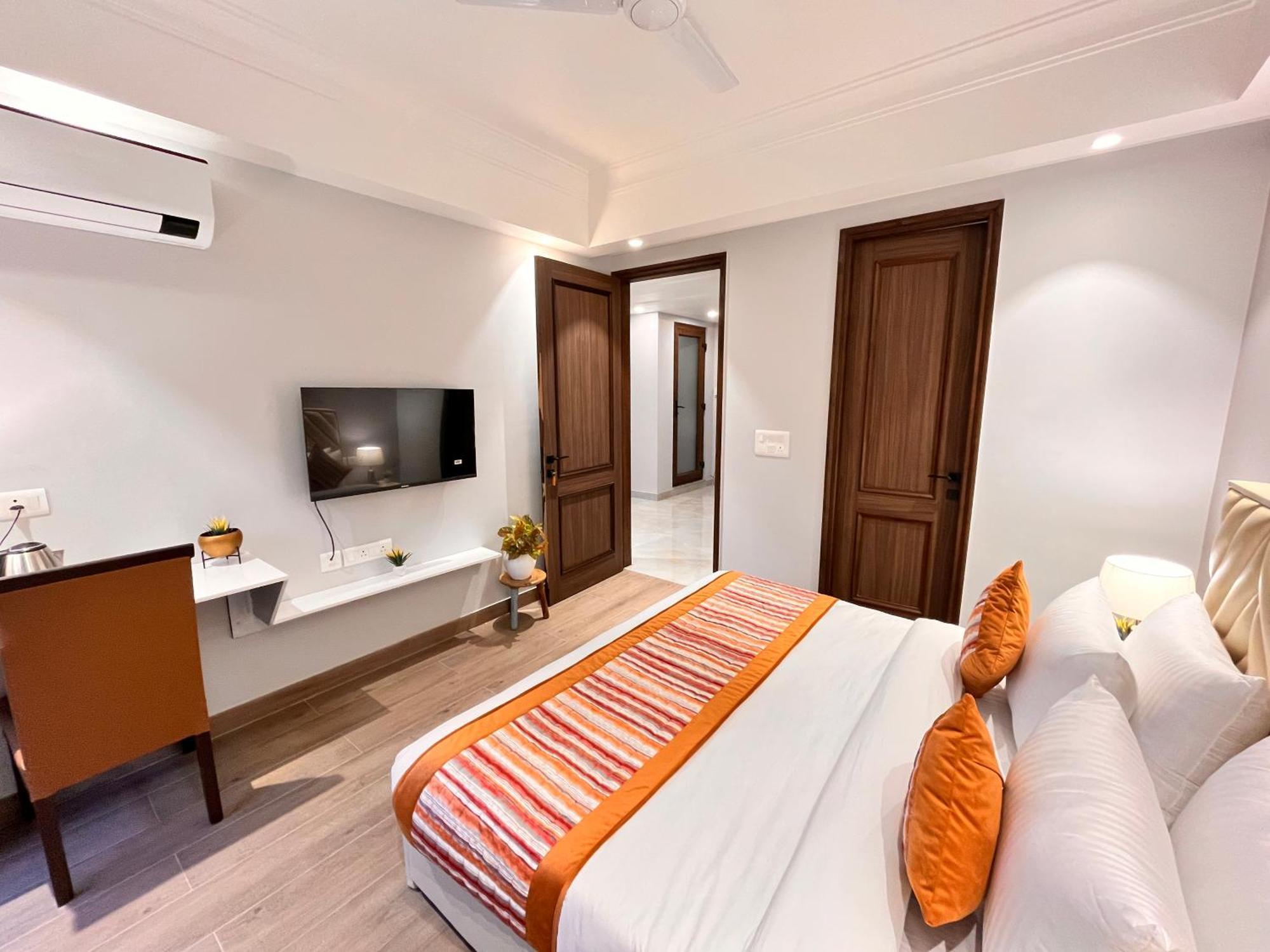 Hotel Gianmala Residency South Extension Near Aiims Delhi New Delhi Exterior photo