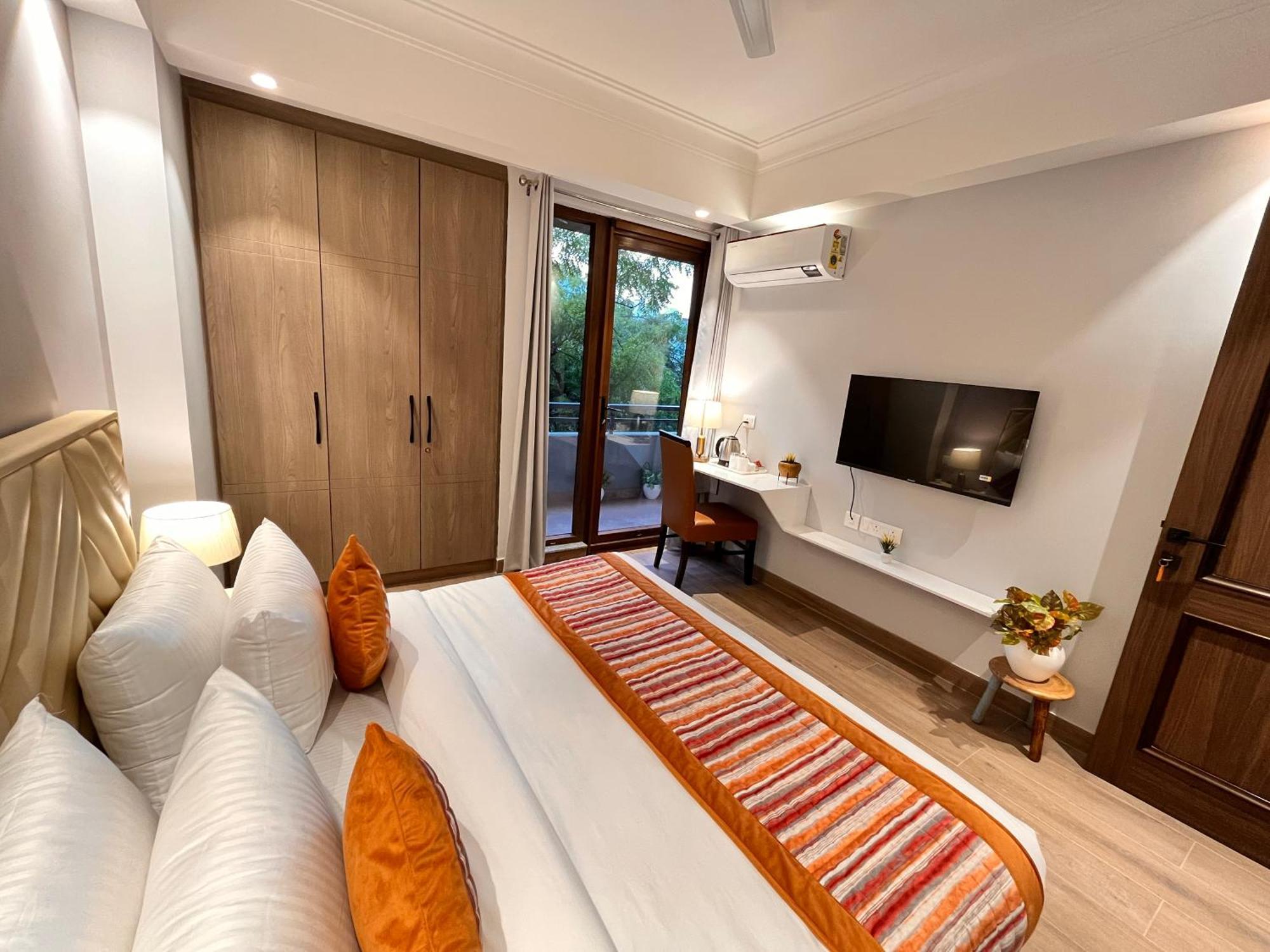 Hotel Gianmala Residency South Extension Near Aiims Delhi New Delhi Exterior photo