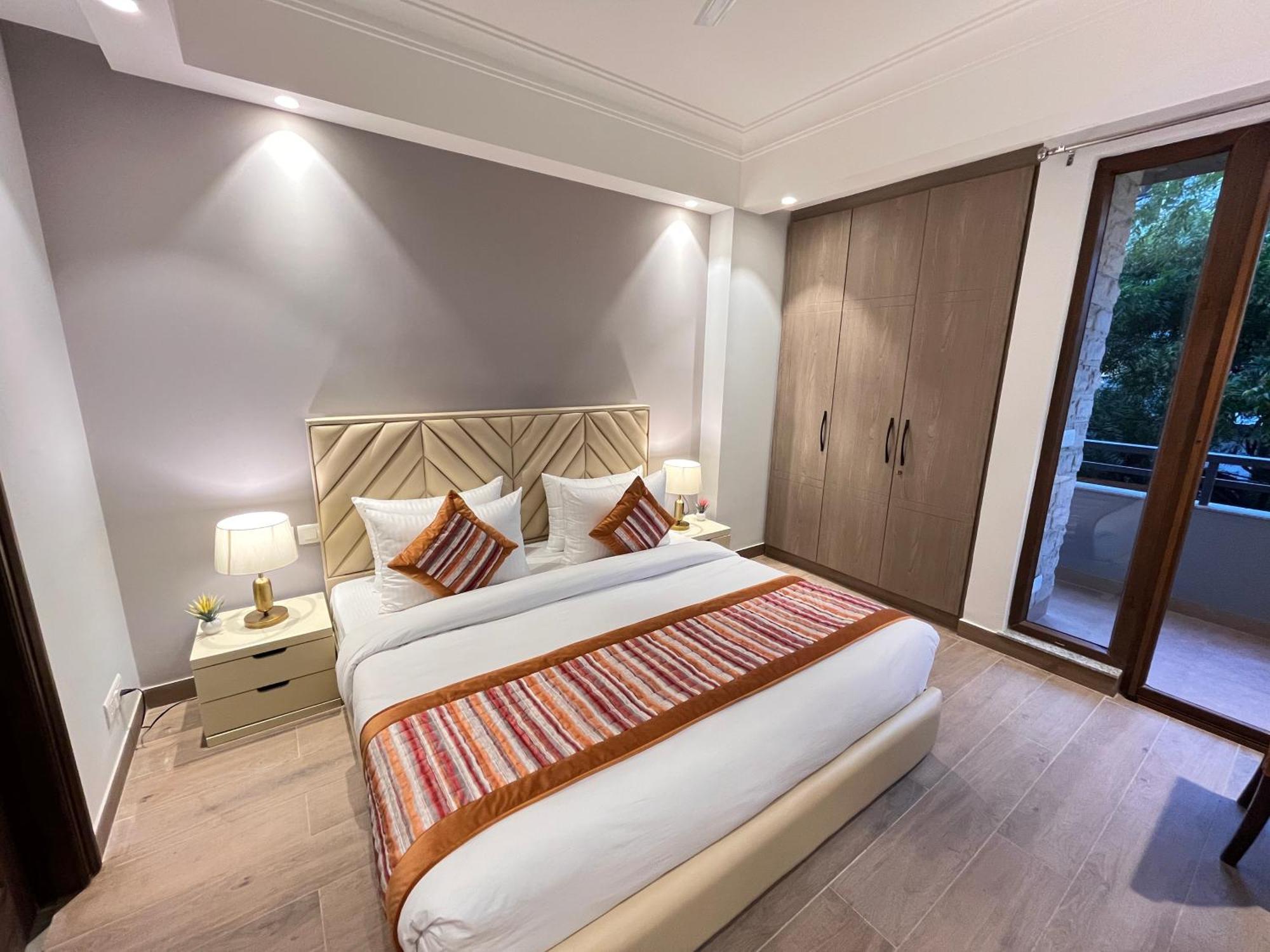 Hotel Gianmala Residency South Extension Near Aiims Delhi New Delhi Exterior photo